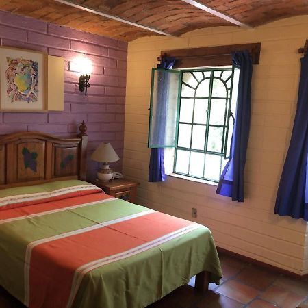 Casa Del Retono Panzió Tlaquepaque Kültér fotó