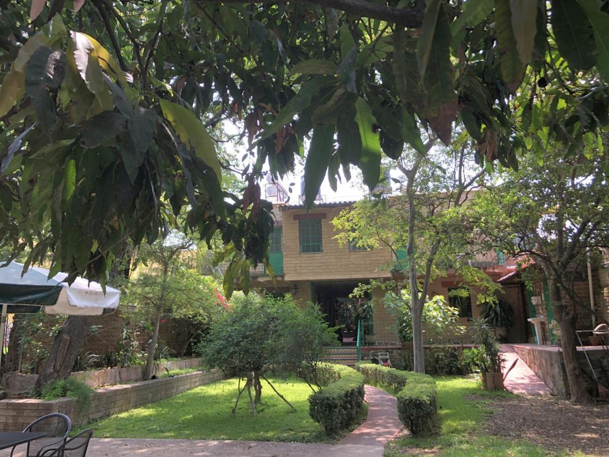 Casa Del Retono Panzió Tlaquepaque Kültér fotó