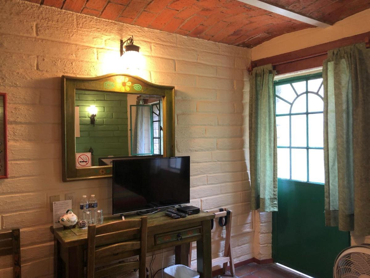 Casa Del Retono Panzió Tlaquepaque Kültér fotó