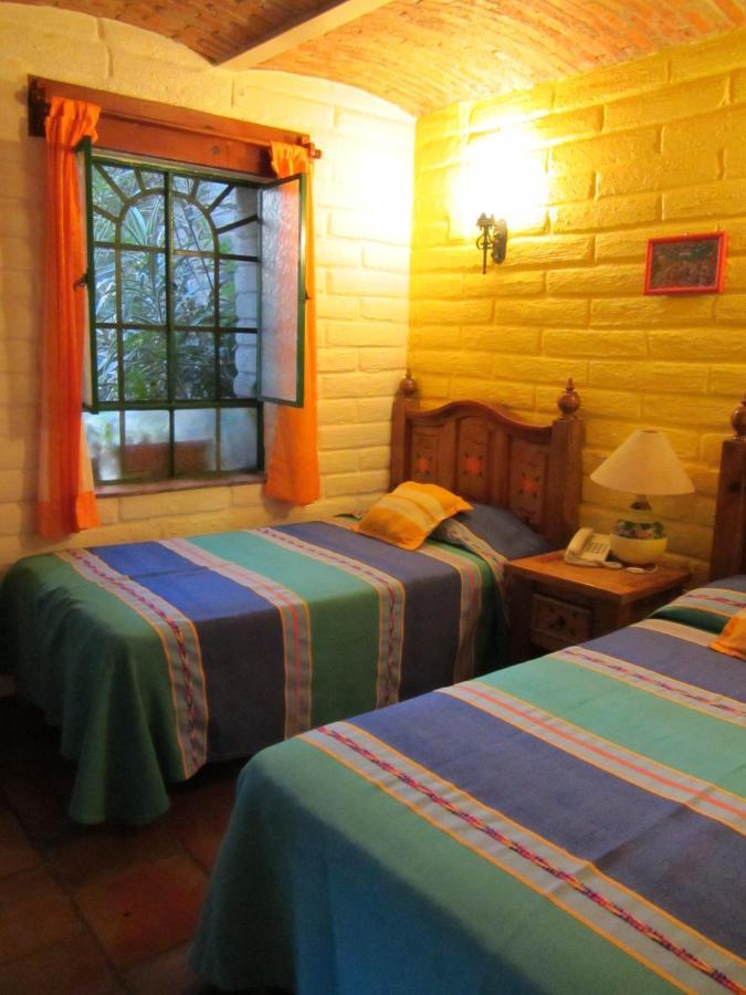 Casa Del Retono Panzió Tlaquepaque Kültér fotó