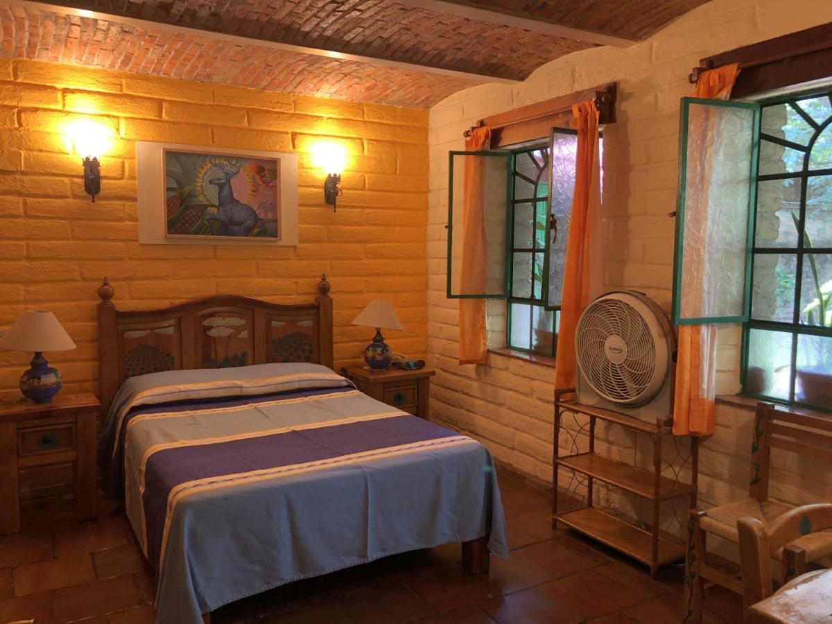 Casa Del Retono Panzió Tlaquepaque Kültér fotó