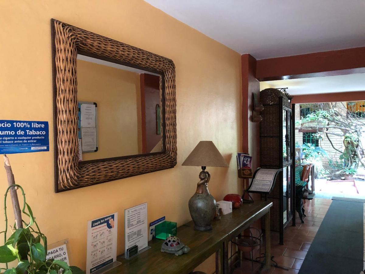 Casa Del Retono Panzió Tlaquepaque Kültér fotó