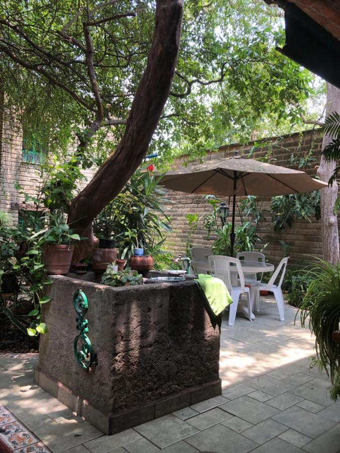 Casa Del Retono Panzió Tlaquepaque Kültér fotó