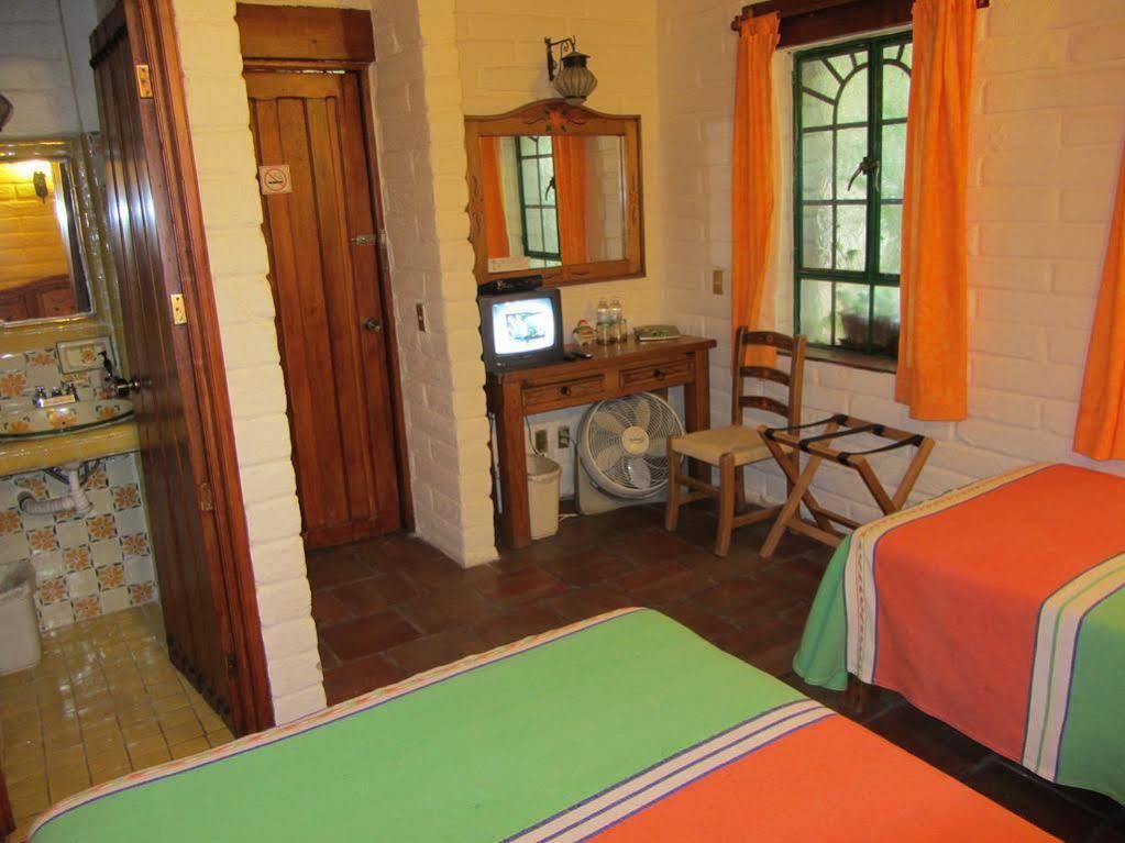 Casa Del Retono Panzió Tlaquepaque Kültér fotó