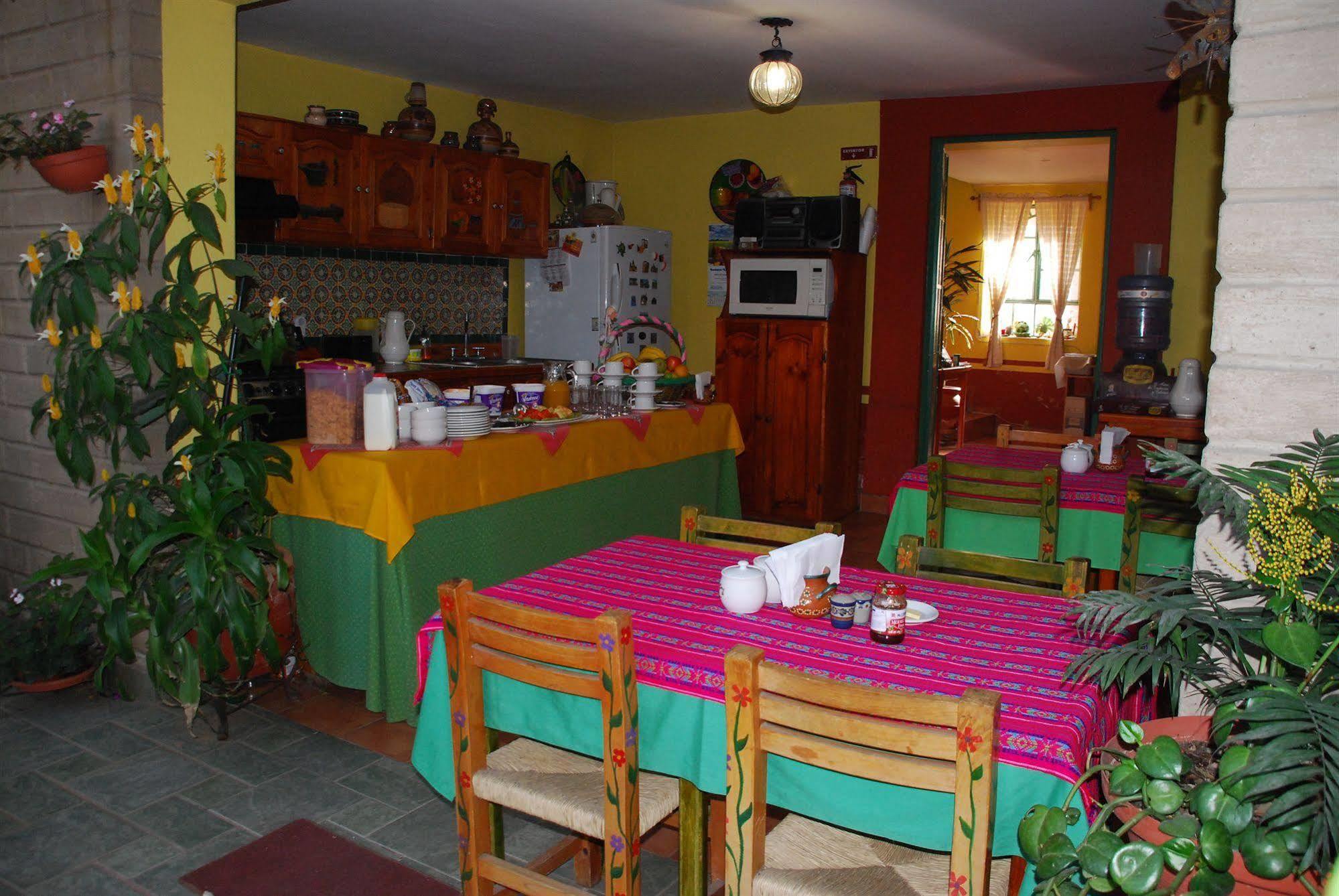 Casa Del Retono Panzió Tlaquepaque Kültér fotó